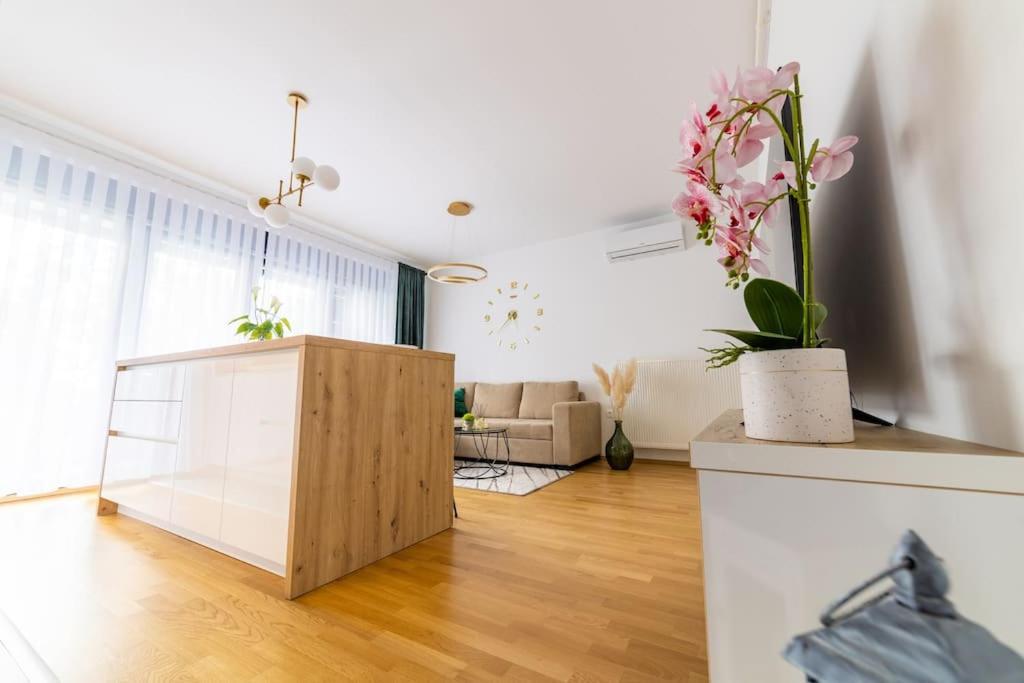 Apartman Lux Self Check-In Verőce Kültér fotó