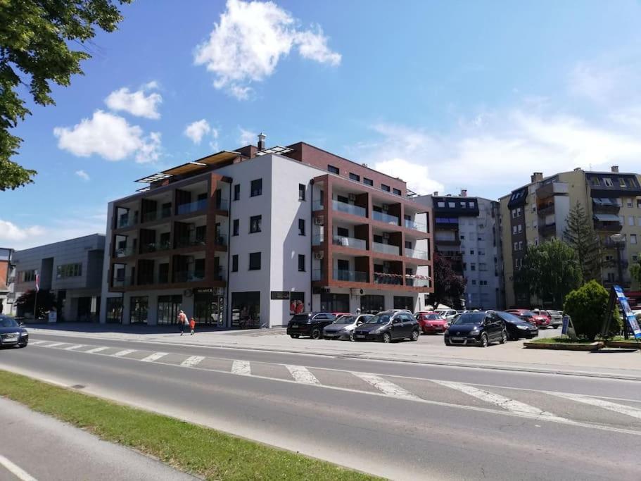 Apartman Lux Self Check-In Verőce Kültér fotó