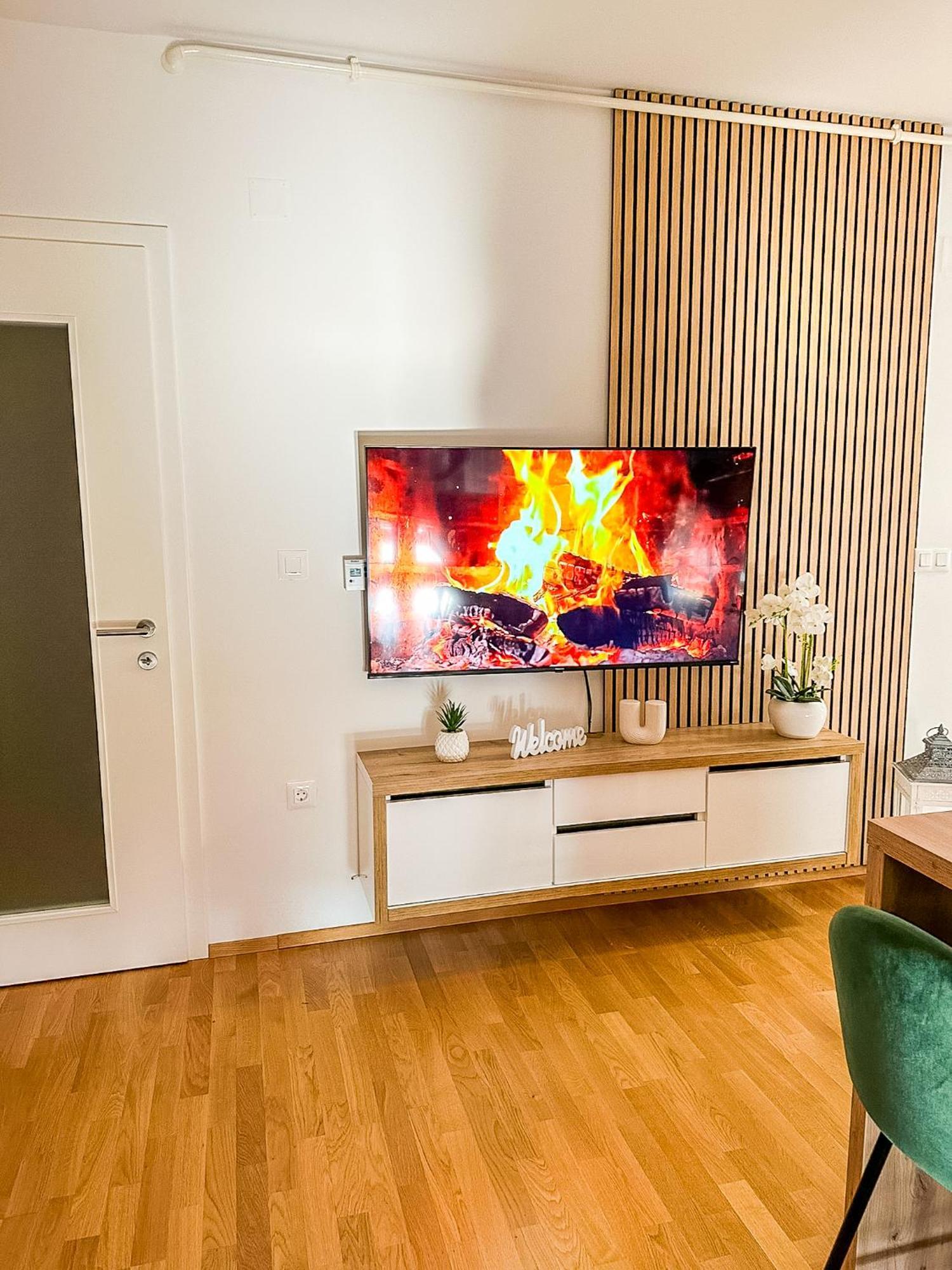 Apartman Lux Self Check-In Verőce Kültér fotó